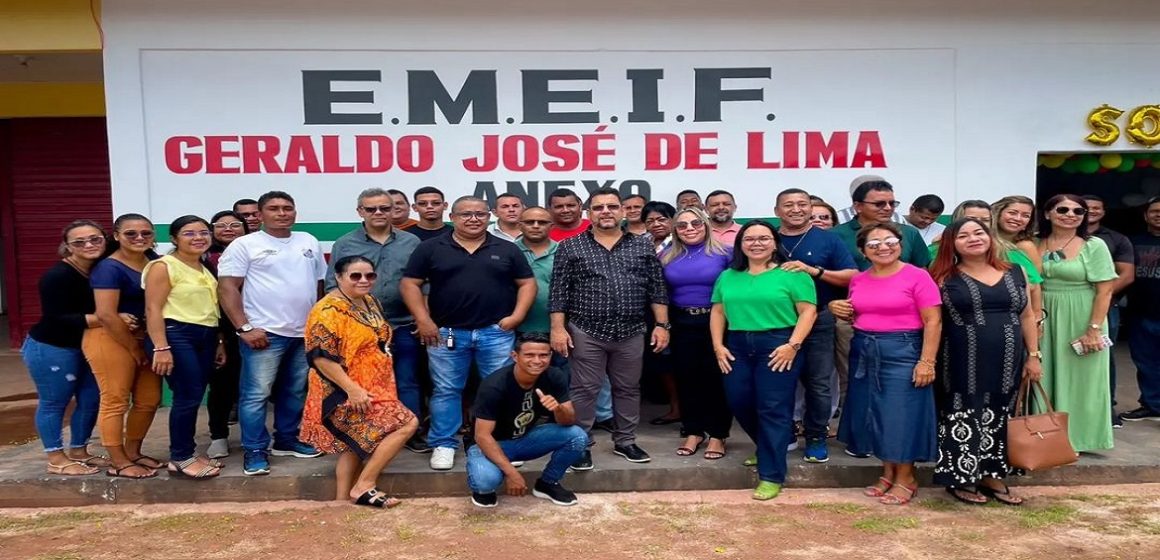 337151971_763083948461388_7792107129518425251_n Pedrinho da Balsa entrega anexo de escola no Acará