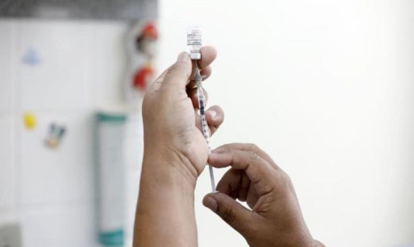 Vacina bivalente contra Covid-19: o que muda?