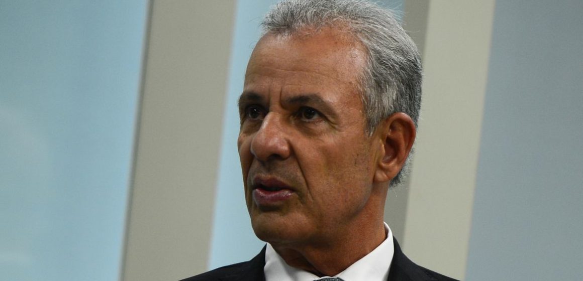 Polícia Federal adia depoimento do ex-ministro de Minas e Energia