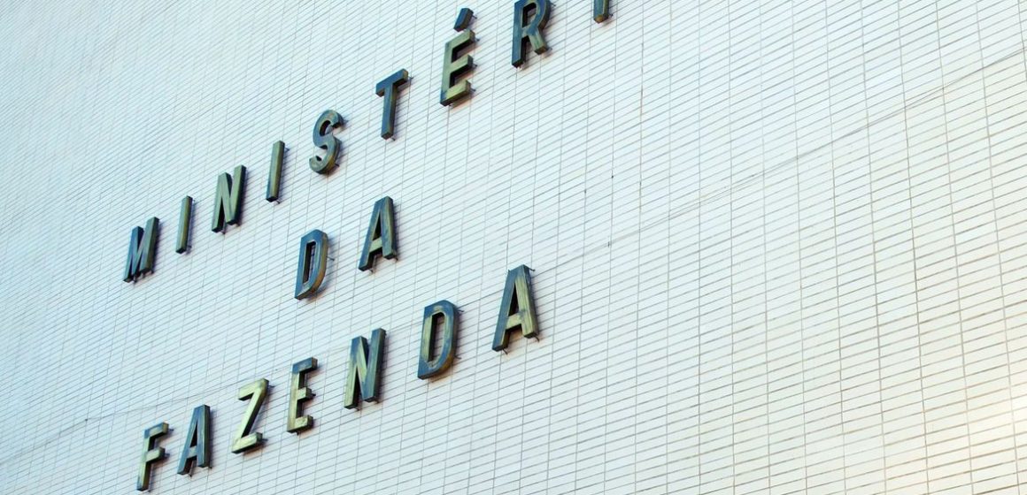 Novo marco fiscal limita alta do gasto a 70% da variação da receita