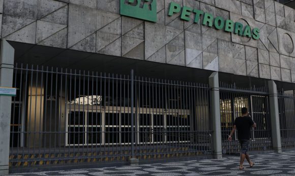 Produção de Diesel R da Petrobras recebe certificado internacional