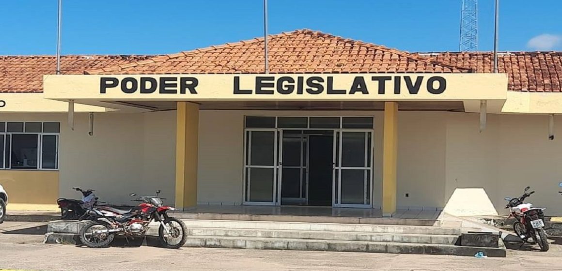 Ex-prefeito de Curuá pode ficar inelegível após Câmara derrubar parecer do TCM