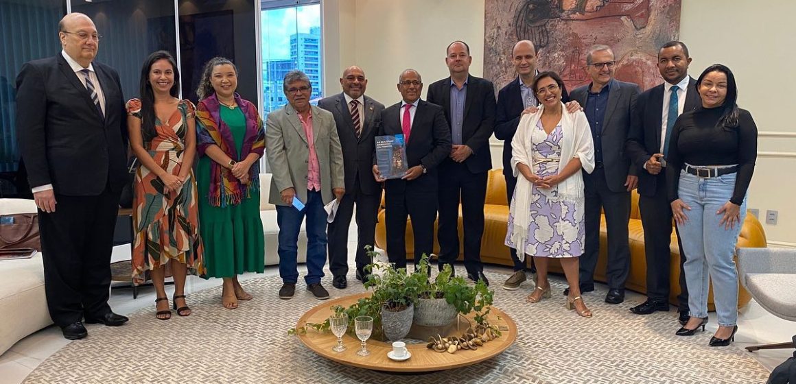 Jarbas Vasconcelos recebeu missão oficial do UNICEF no Brasil