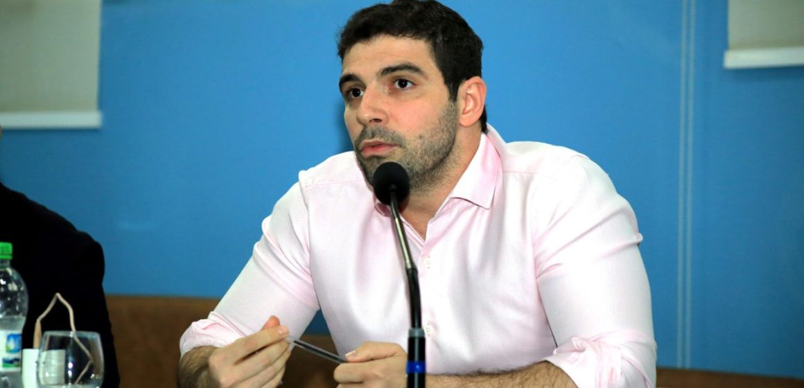 Igor Normando comemora aprovação de projeto que visa o atendimento especializado para pessoas com TDAH em concursos e vestibulares