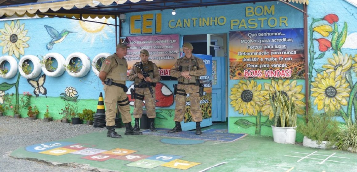 52795686886_151ba1df95_b Treze dias após ataque, creche de Blumenau reabre