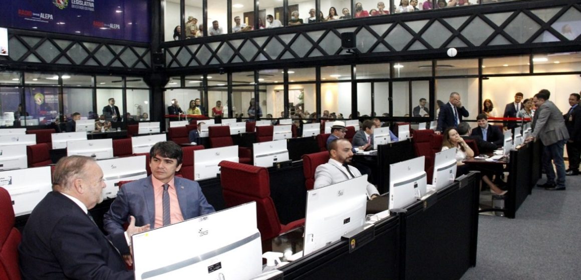 Programa Escola Segura e PCCS da Uepa são aprovados por deputados estaduais