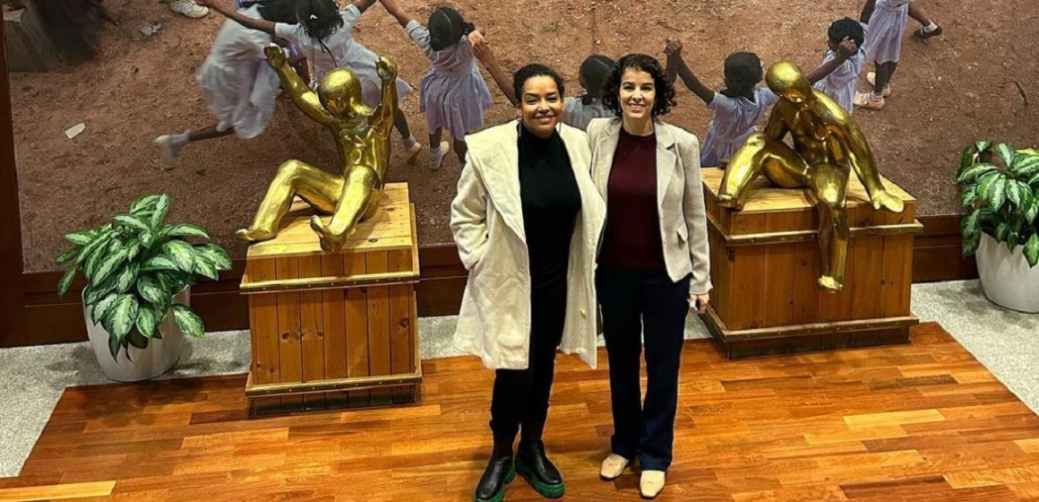 Lívia Duarte debate sobre políticas para mulheres