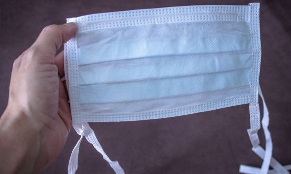 Anvisa flexibiliza uso de máscaras em hospitais