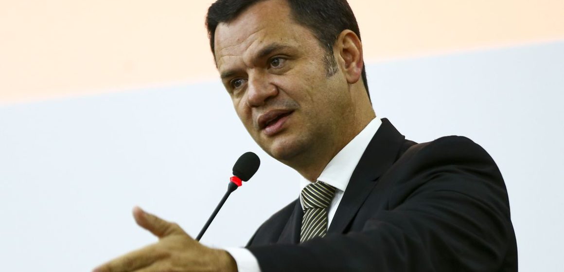 Defesa de Torres cita risco de suicídio e faz novo pedido de soltura