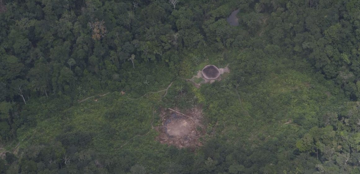 Justiça concede liberdade a garimpeiros presos em Terra Yanomami
