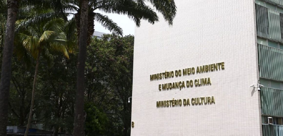 “Mundo está sedento pra ver o Brasil de volta”, diz secretário executivo do MinC