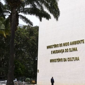 “Mundo está sedento pra ver o Brasil de volta”, diz secretário executivo do MinC