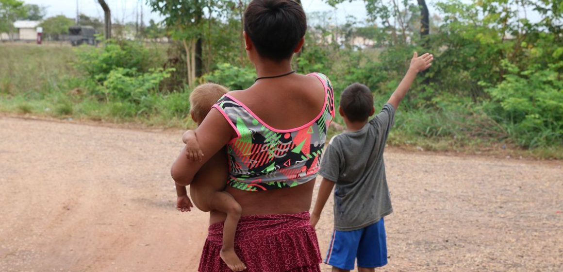 Maternidade na adolescência afeta mais jovens indígenas
