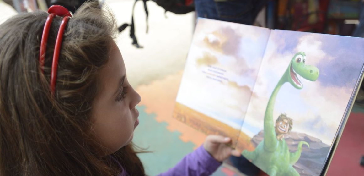 Quatro em cada dez alunos brasileiros do 4º ano não dominam a leitura