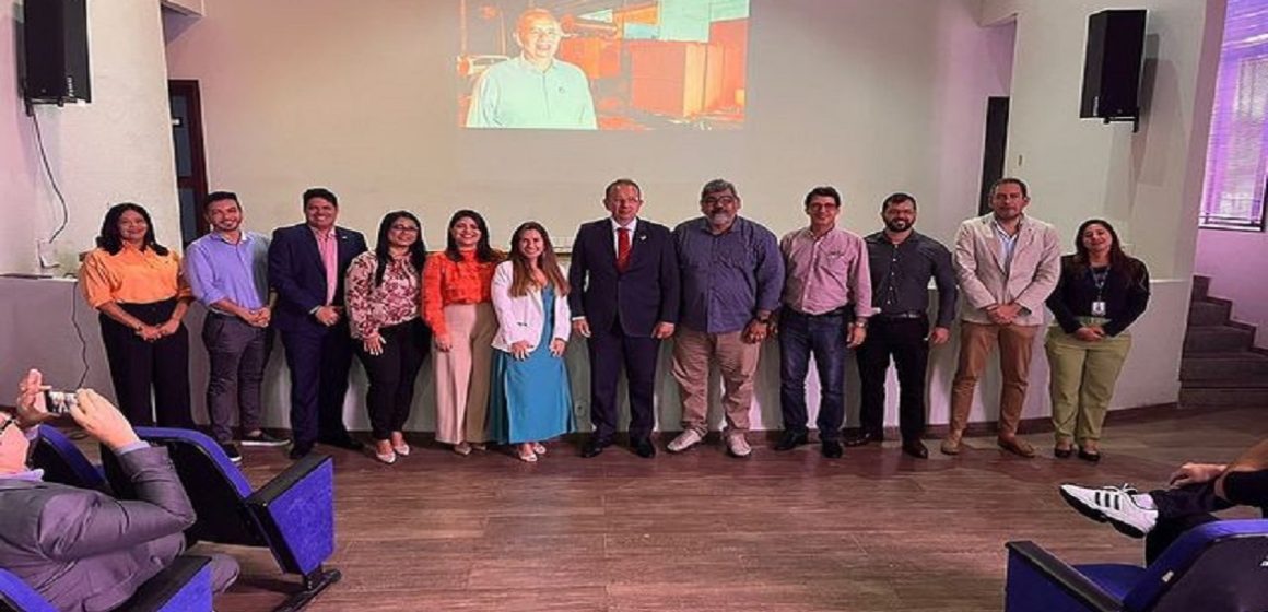 José Fernando apresenta resultados da Cosanpa