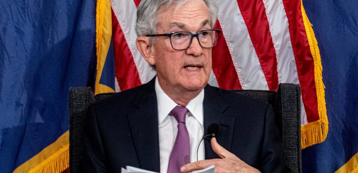 Inflação nos EUA está “muito acima” da meta, alerta presidente do Fed