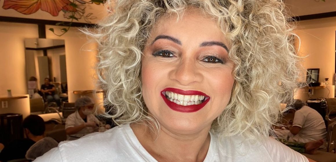 Rita Lee terá shows em tributo, em Belém, com a cantora Joelma Klaudia