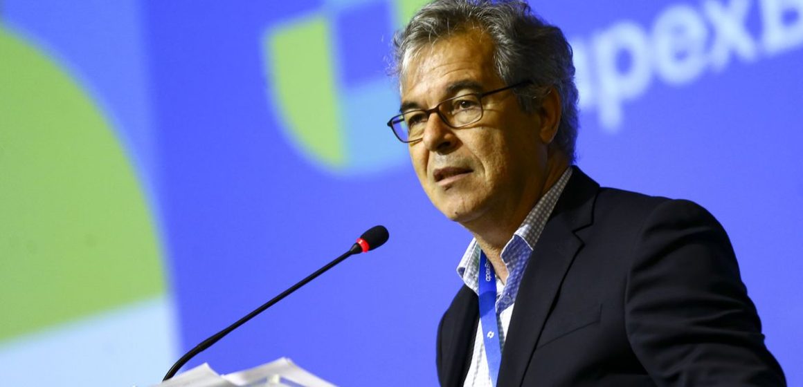 Justiça anula posse do presidente da Apex