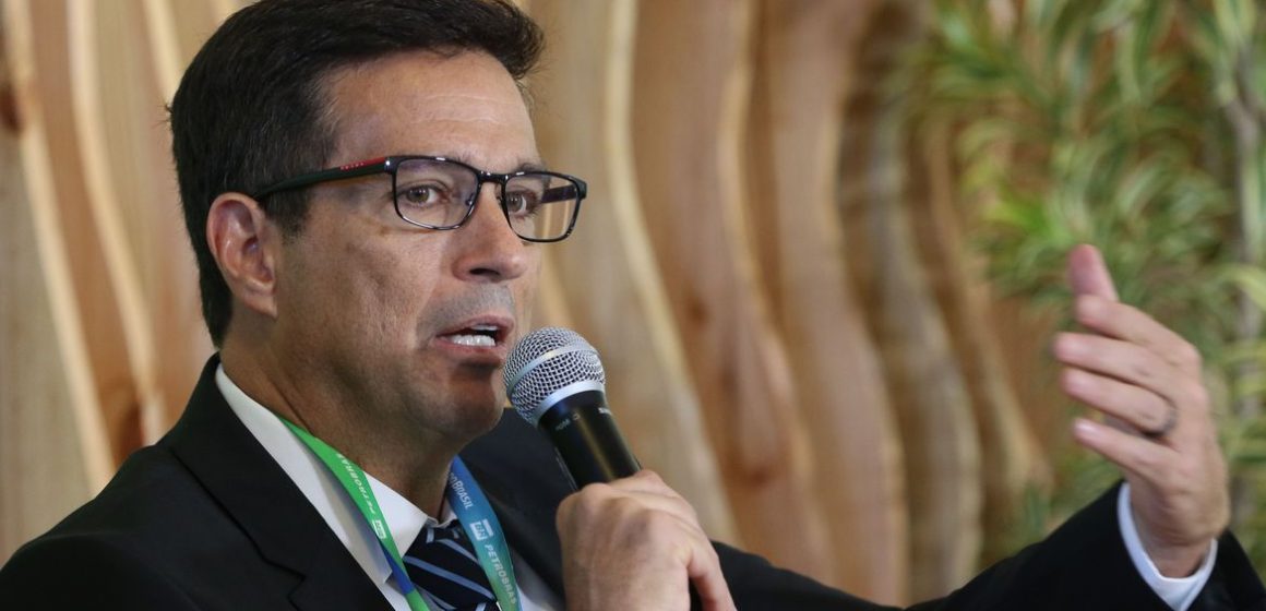 Para presidente do BC, ruído com governo afeta previsão de inflação