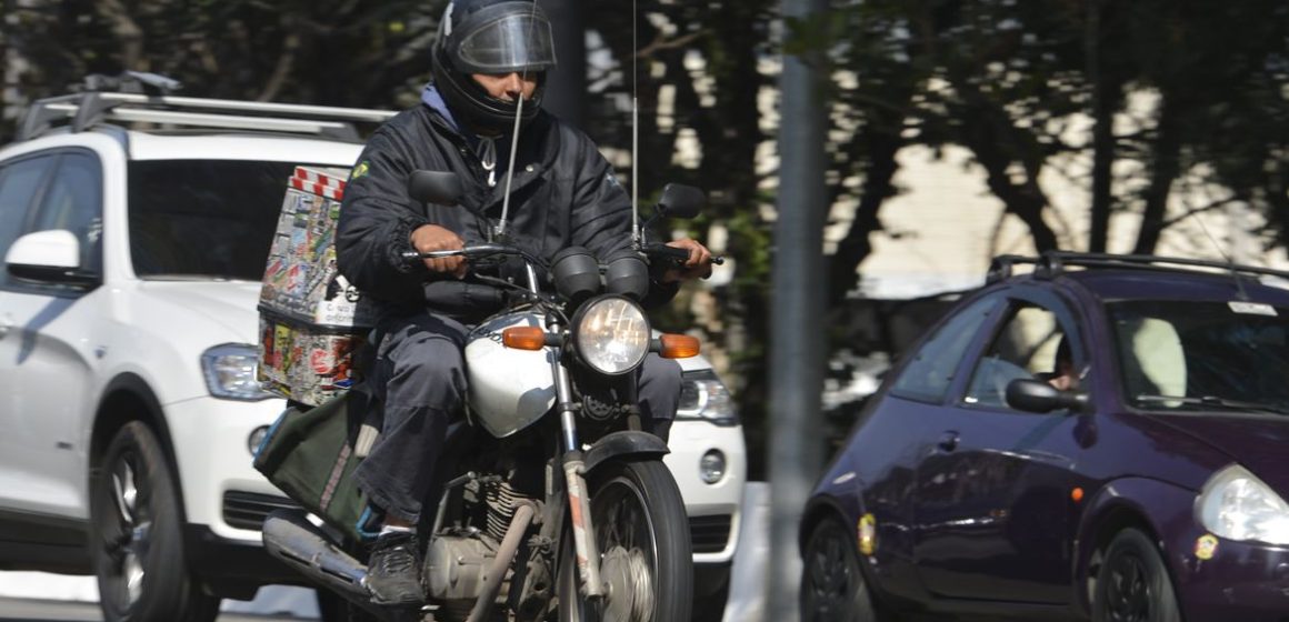 No Brasil, a venda de motos cresce mais do que a de carros