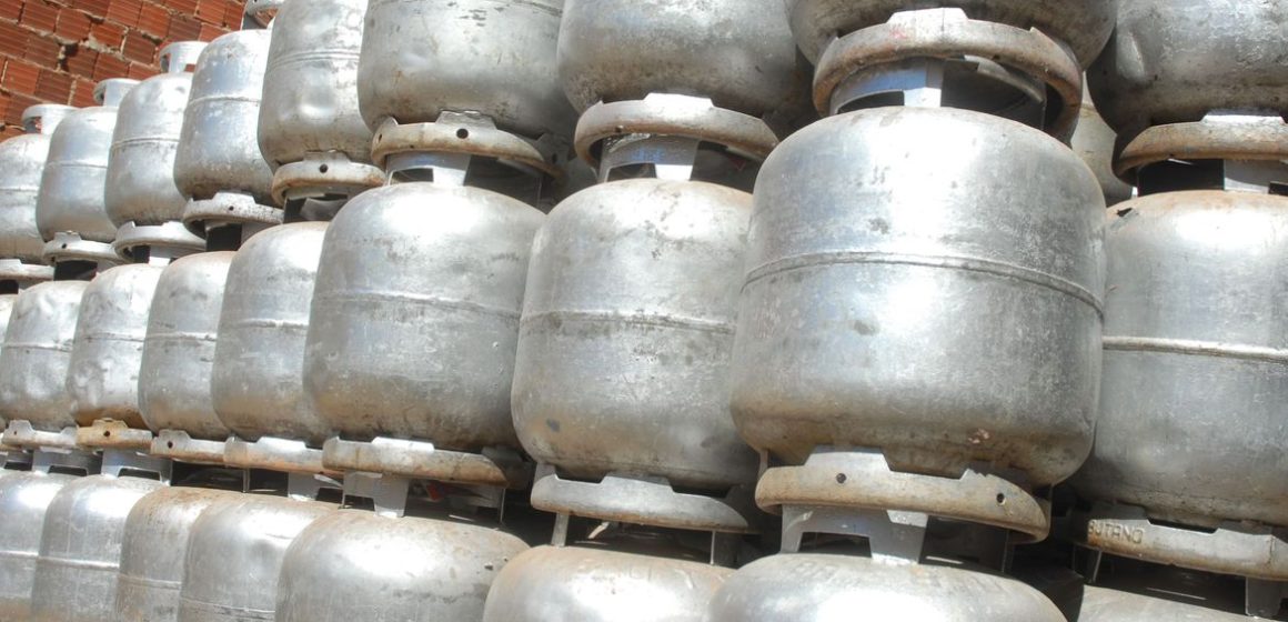 Petrobras anuncia queda de 21,3% no preço do gás de cozinha