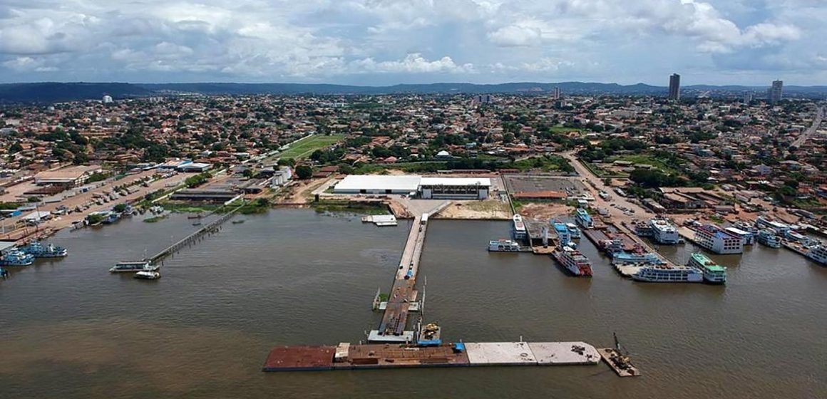 Em Santarém, moradores reclamam e denunciam o surto populacional do inseto “mosca-do-milho”