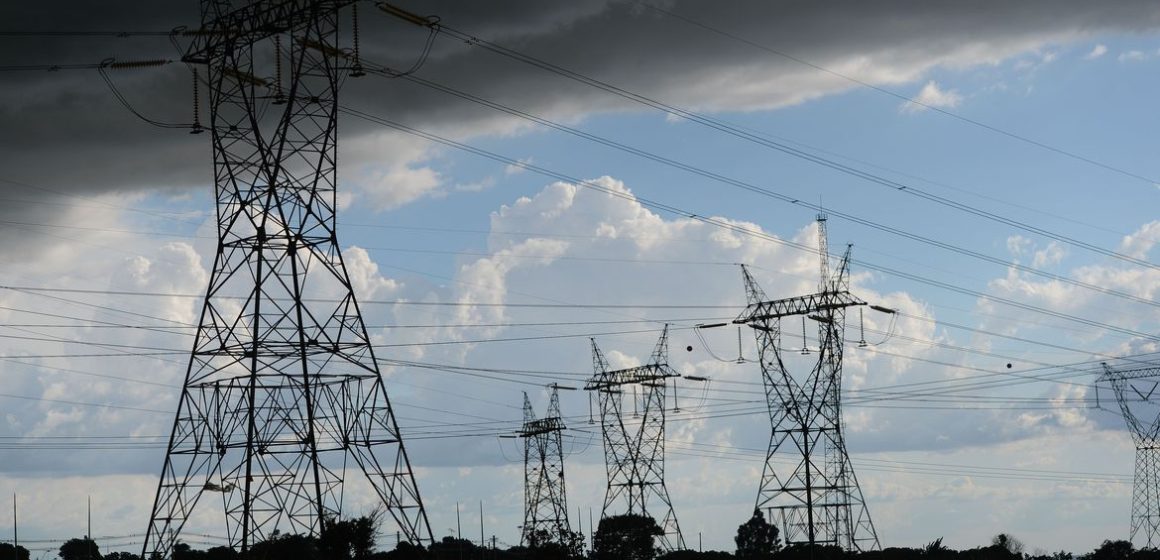 Leilão de linhas de transmissão vai gerar investimento de R$15 bilhões
