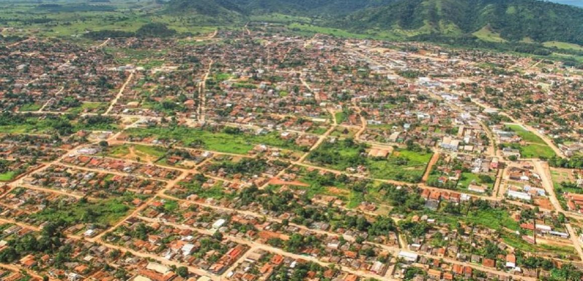 Em Tucumã, homem tem cabeça pendurada em tronco e corpo jogado em poço