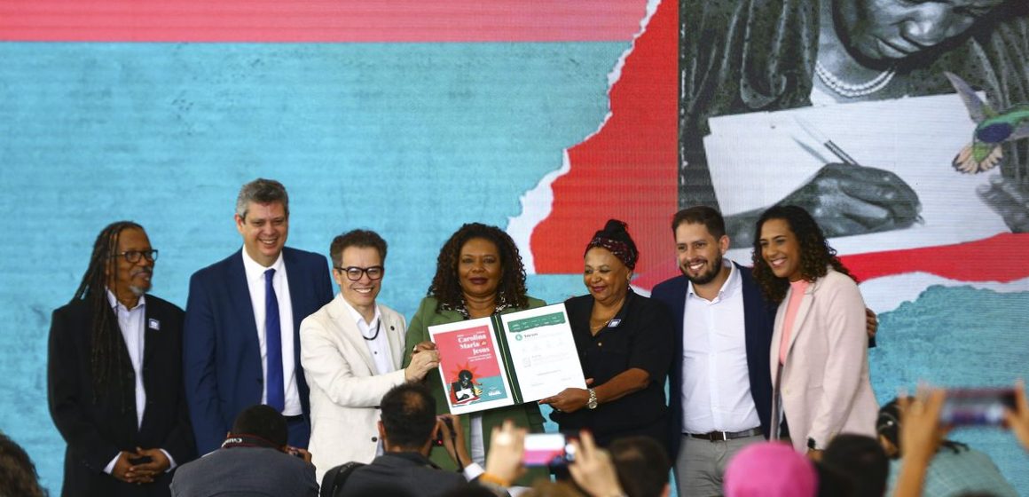 Mais de 2,6 mil escritoras se inscrevem no Prêmio Carolina de Jesus