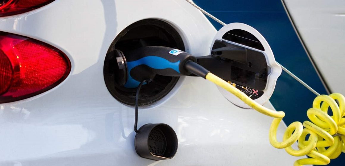 Até 2040, veículos por aplicativo no Brasil já serão elétricos