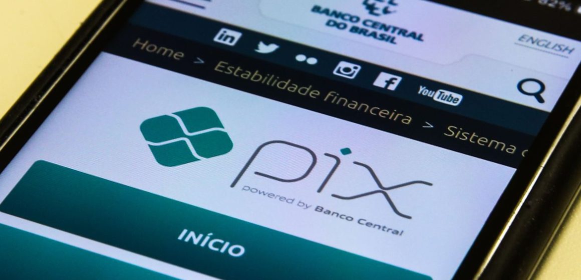 Transações por Pix têm alta de 105% em 2022
