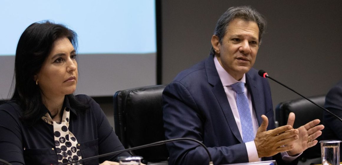 pzzb4362 Haddad e Tebet elogiam tom mais ameno de ata do Copom