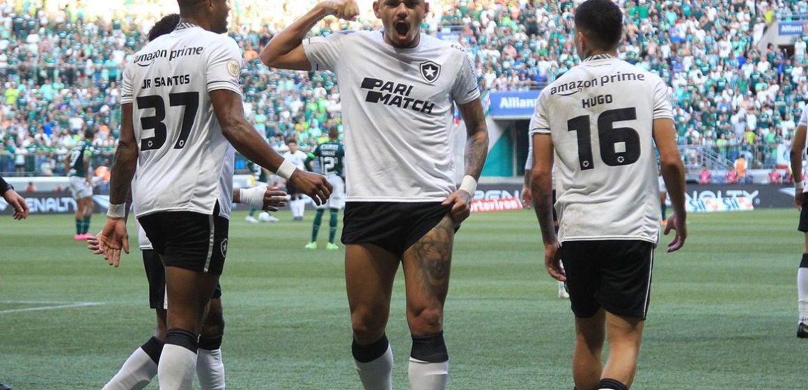 Mais líder do que nunca: Botafogo abre 7 pontos no topo do Brasileirão