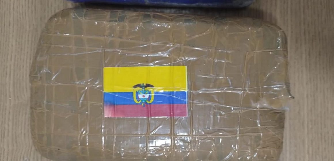 Agentes de segurança apreendem drogas e prendem homem por tráfico em Breves