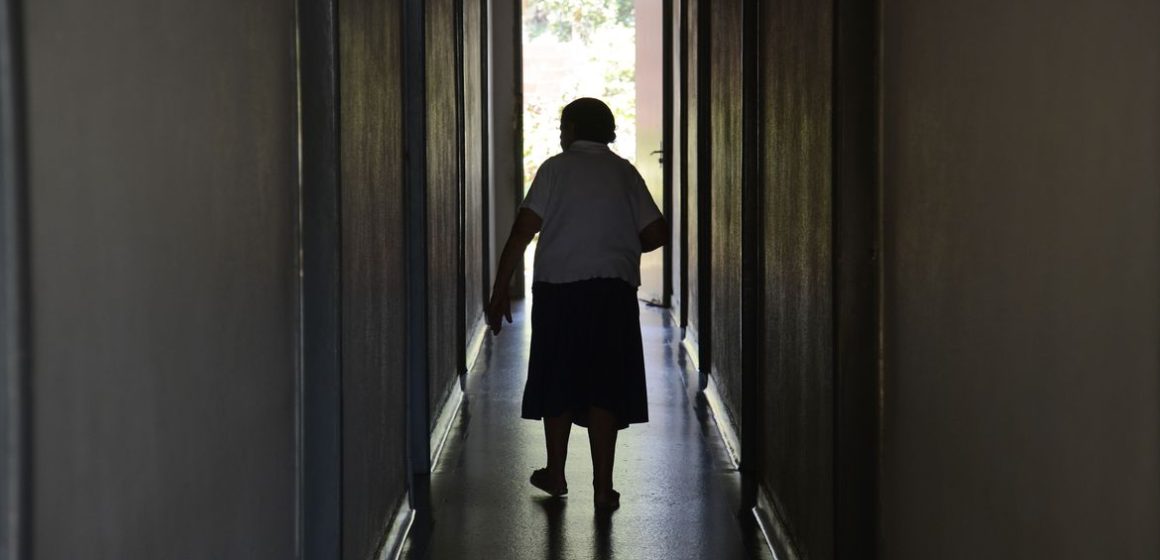 Em casos de Alzheimer, nova droga reduz até 60% do declínio cognitivo