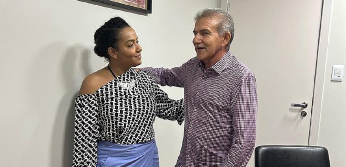 Lívia Duarte encontra com José Nery