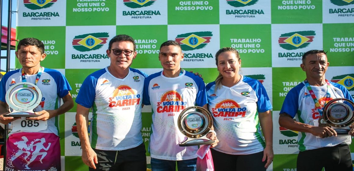 Renato Ogawa premia vencedores da 3ª Volta do Caripi