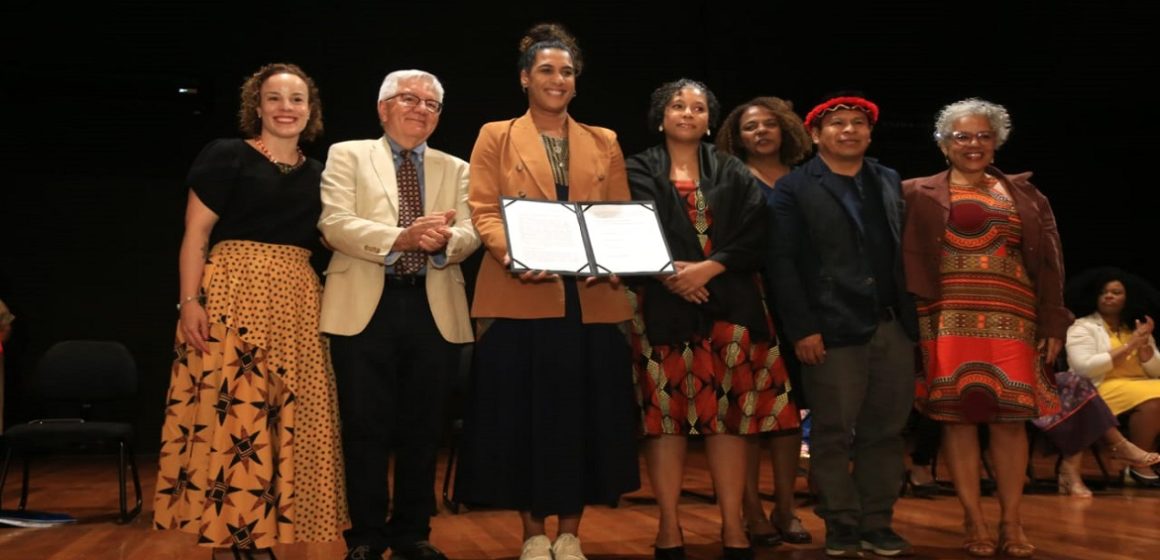 Em Belém, Ministra Anielle Franco lança programa que garante mulheres negras e indígenas na ciência