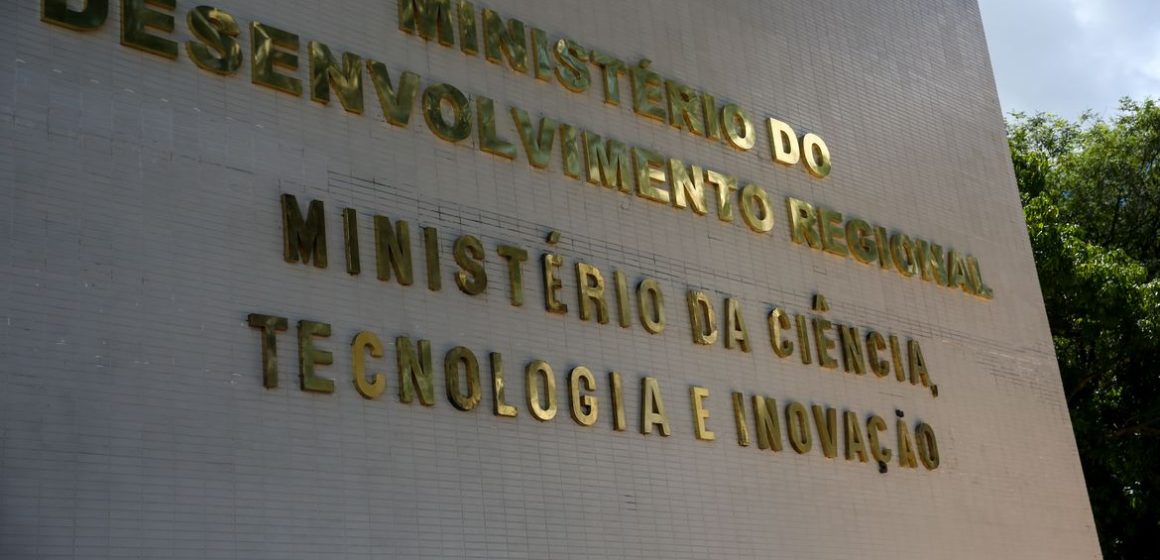 Servidores da ANM reavaliam paralisação após Governo apresentar proposta