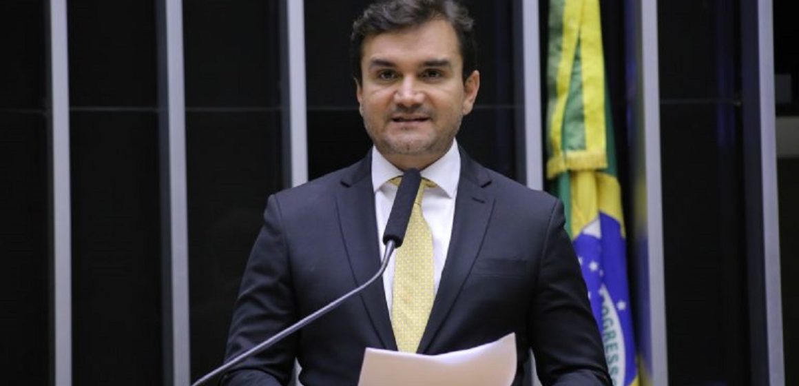 img20220614174247094-768x512 Governo confirma troca no Turismo e Celso Sabino será o novo ministro