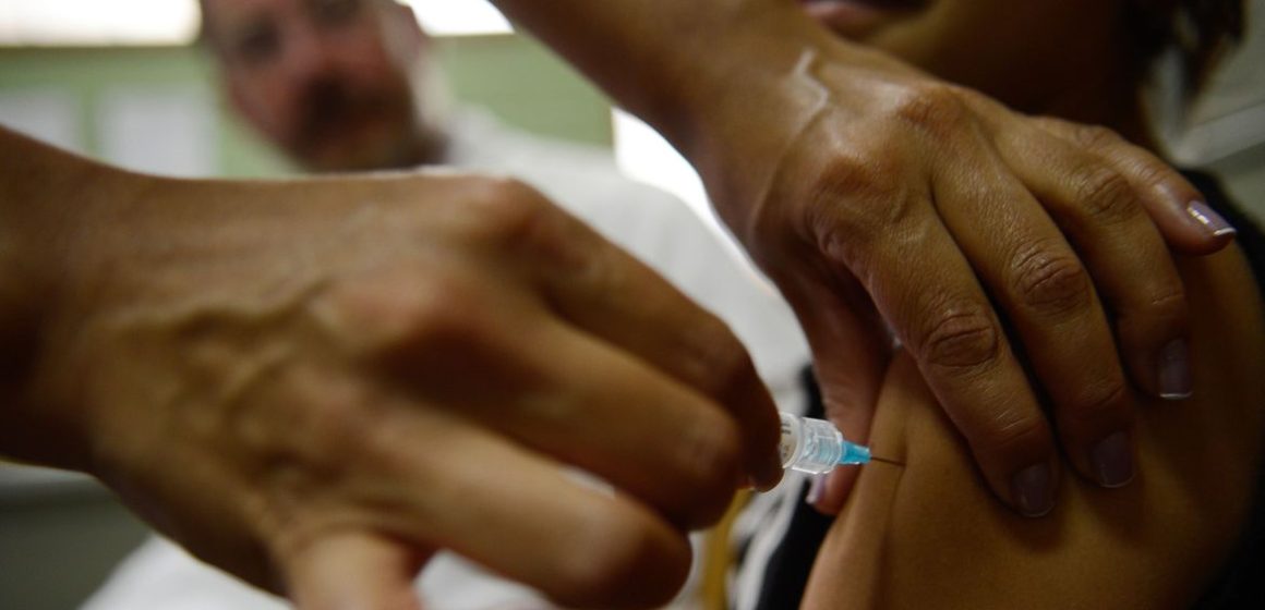 Vítimas de violência sexual terão prioridade na vacinação contra HPV