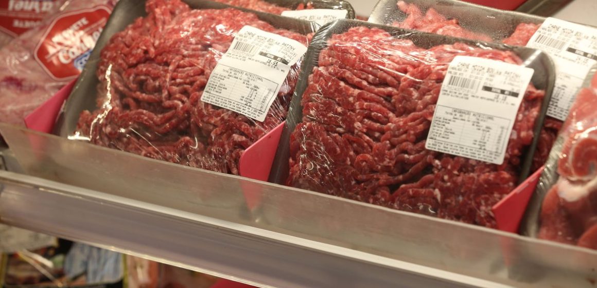 Desabam em julho as exportações de carne bovina no Brasil