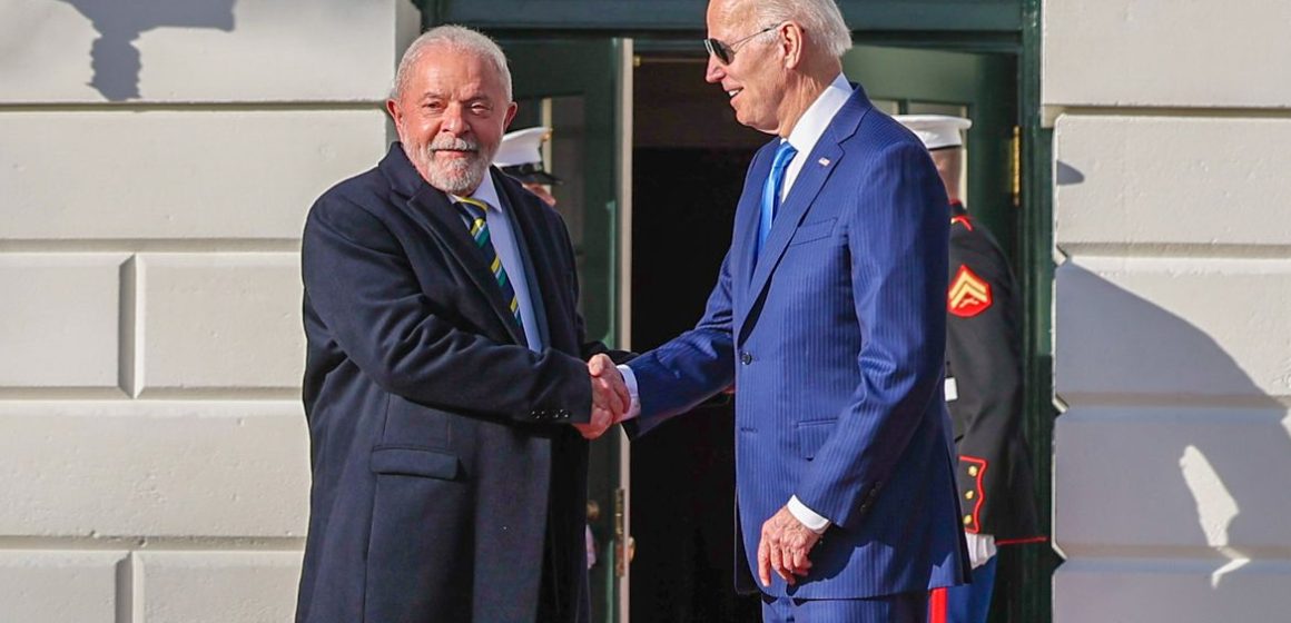 Lula e Biden falam sobre meio ambiente e direitos dos trabalhadores