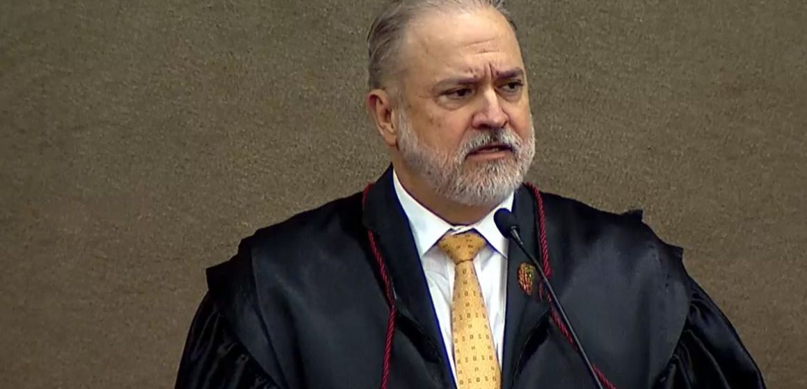 Eletrobras: Aras é favorável à ação que pede poder de voto para União