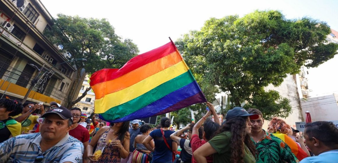 Parada do Orgulho LGBTIA+ celebra diversidade, inclusão e respeito em Belém