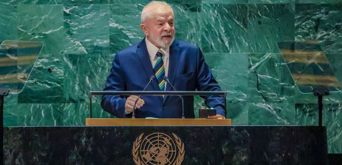 Lula desembarca no Brasil após extensa agenda em Cuba e Nova York