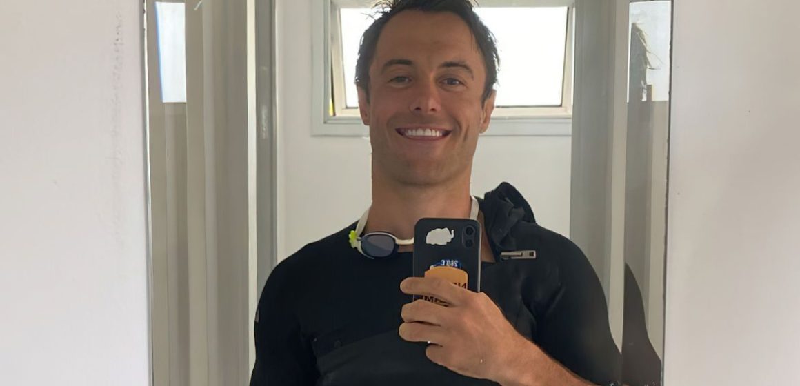 Kayky Brito faz reabilitação respiratória e motora