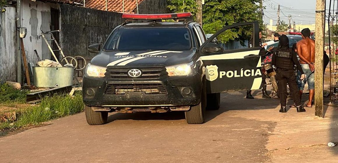 Em Castanhal, operação da Polícia Civil prende traficantes em flagrante e apreende drogas