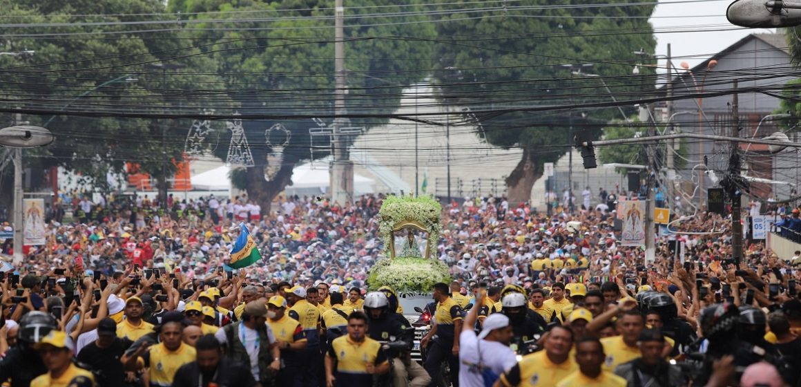 Motocilistas homenageiam Nossa Senhora de Nazaré na Moto Romaria