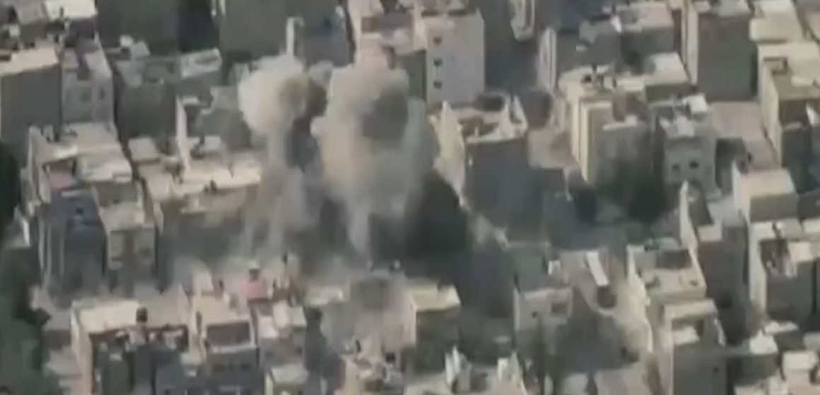 Gaza é atacada por Israel e mais de 70 pessoas morrem